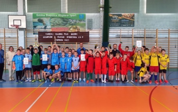 Turniej Halowej Piłki Nożnej o Puchar Dyrektora Zespołu Szkolno-Przedszkolnego w Stopnicy